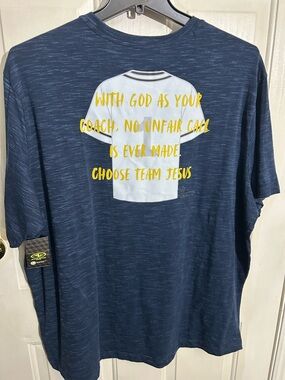 Athletic Works Navy Blue Short-Sleeve Graphic Tee with Yellow Script